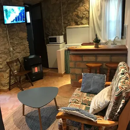 Xalet L'avella 2 * Catí